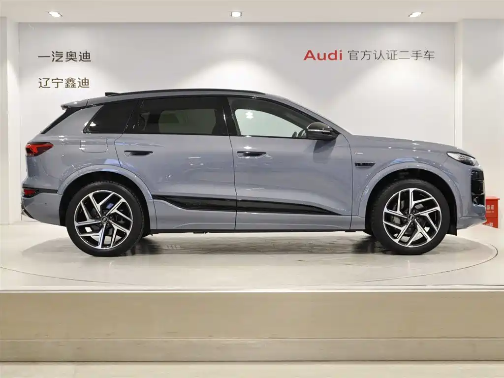 Audi Q6L e-tron — фото 3