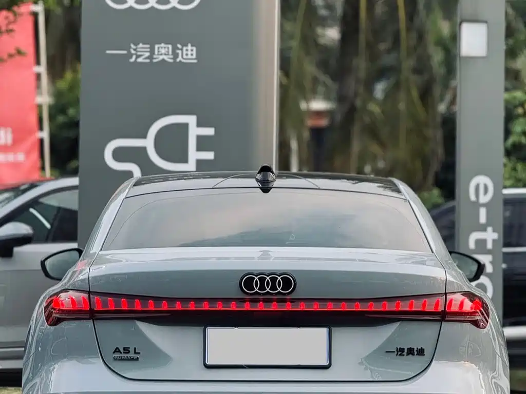 Audi A5L — фото 19