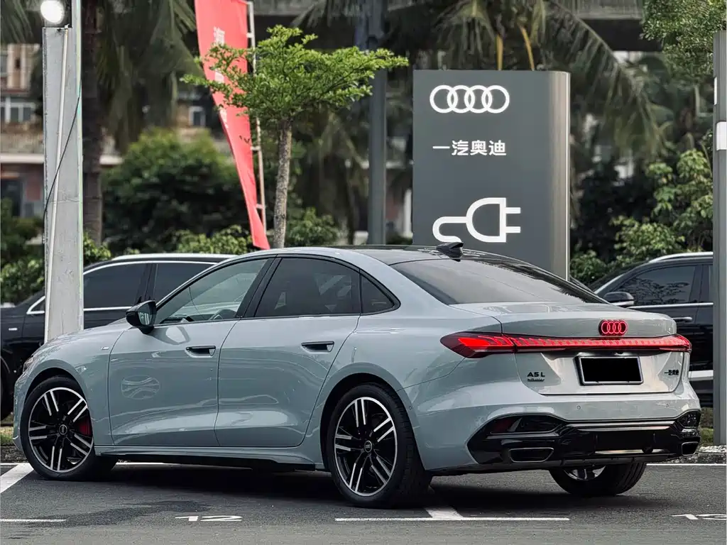 Audi A5L — фото 20