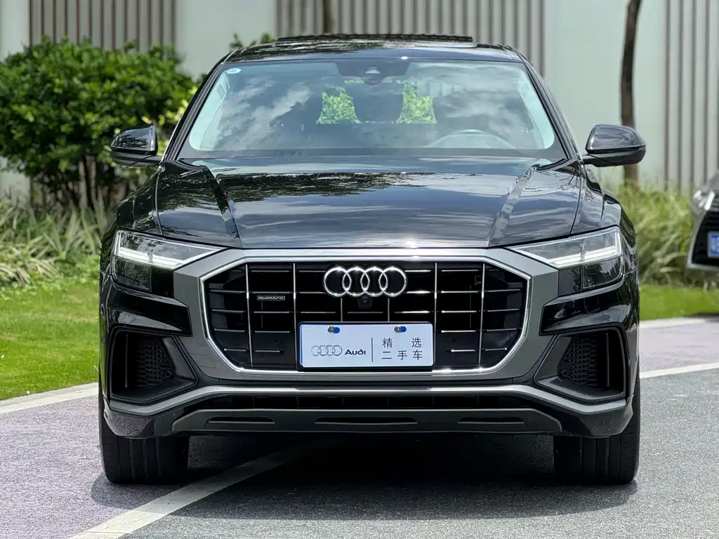 Audi Q8 — фото 2