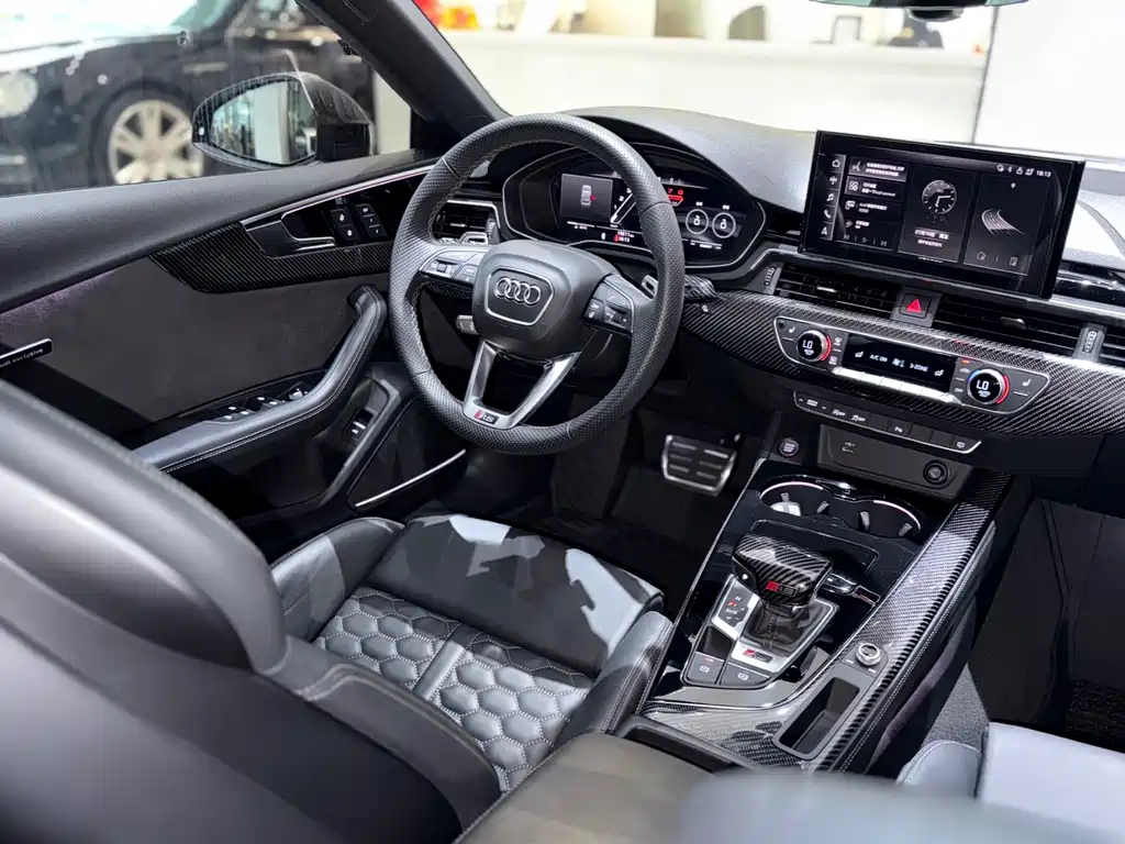 Audi RS 5 — фото 6
