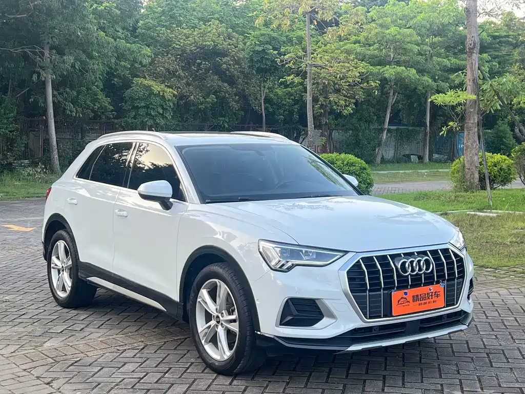 Audi Q3 — фото 3