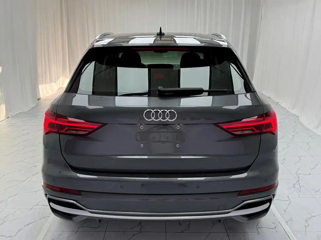 Audi Q3 — фото 5