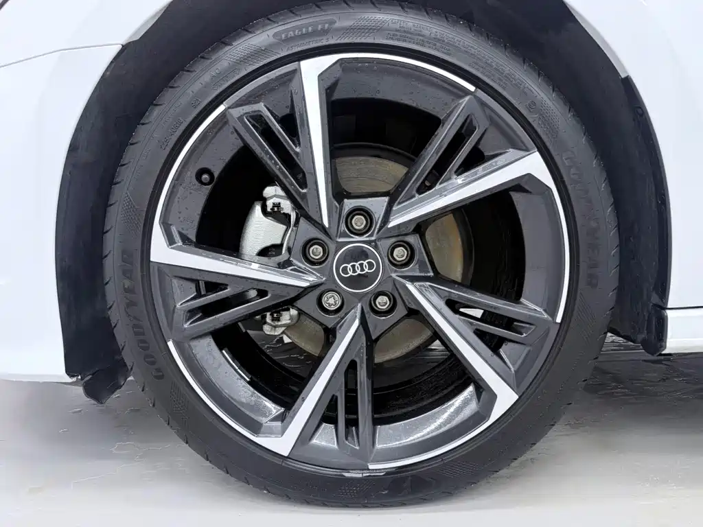 Audi A3 — фото 20