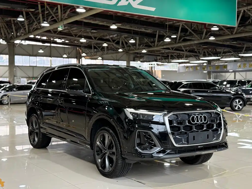 Audi Q7 — фото 2