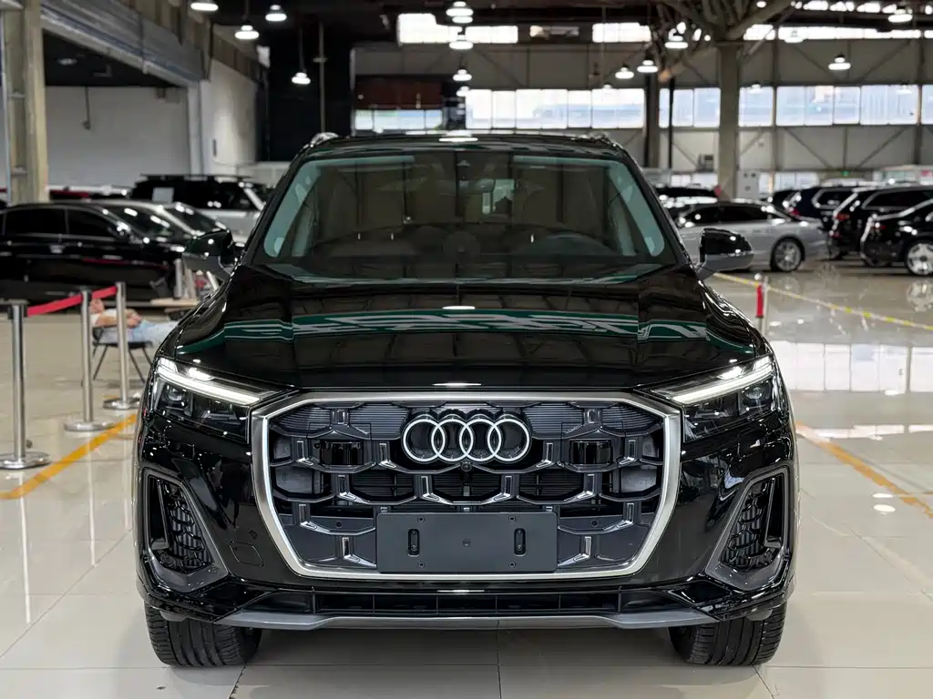 Audi Q7 — фото 3