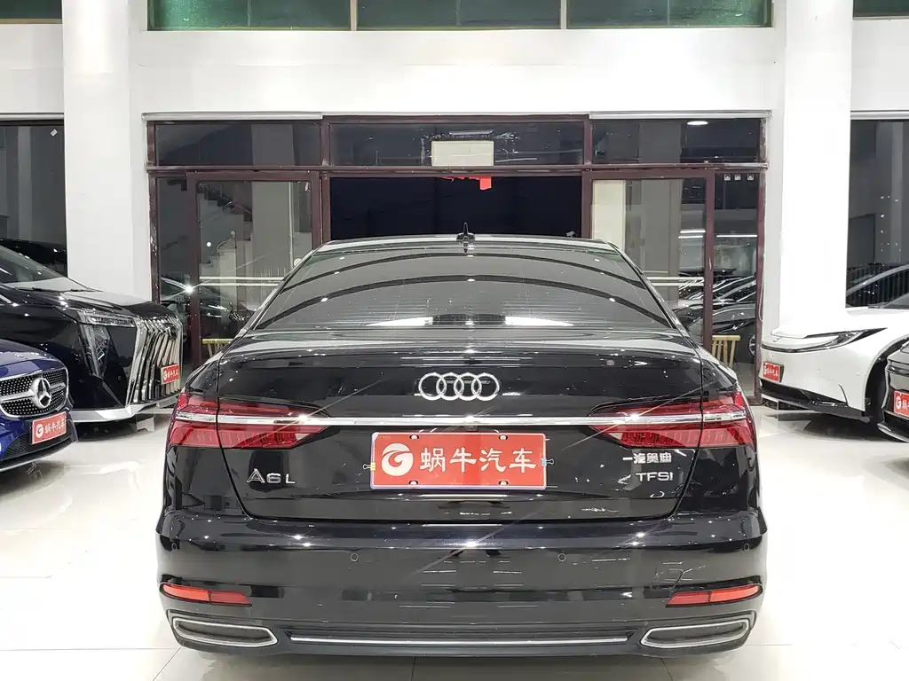 Audi A6L — фото 10