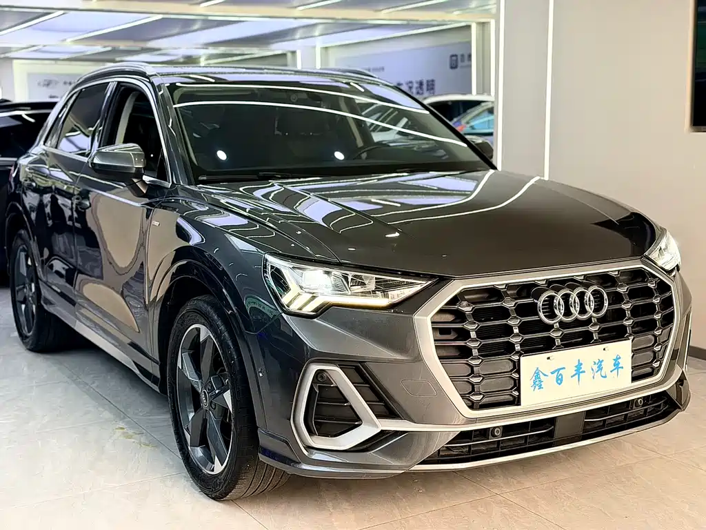 Audi Q3 — фото 3