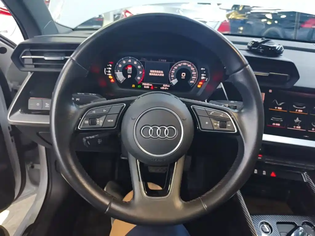 Audi A3 — фото 11
