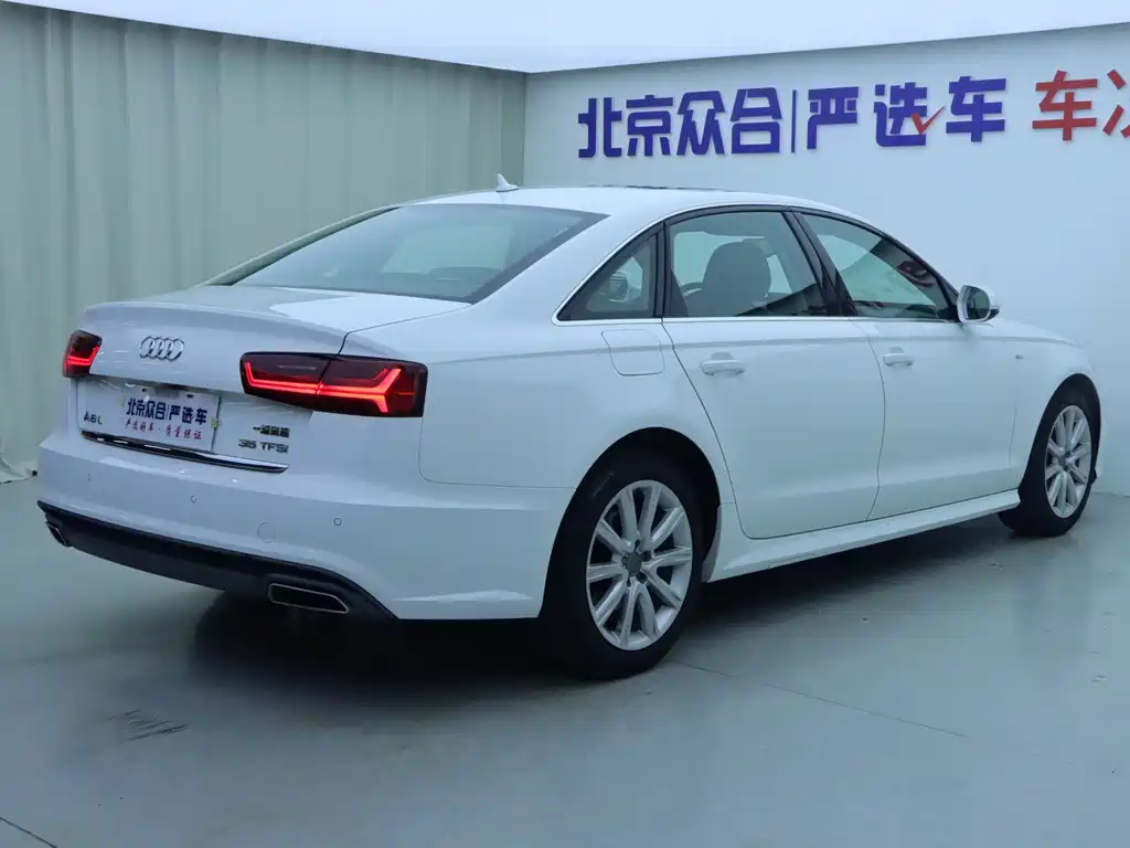 Audi A6L — фото 25