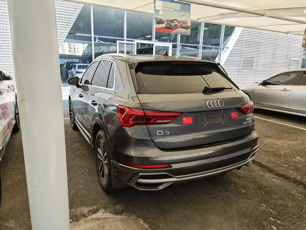 Audi Q3 — фото 4