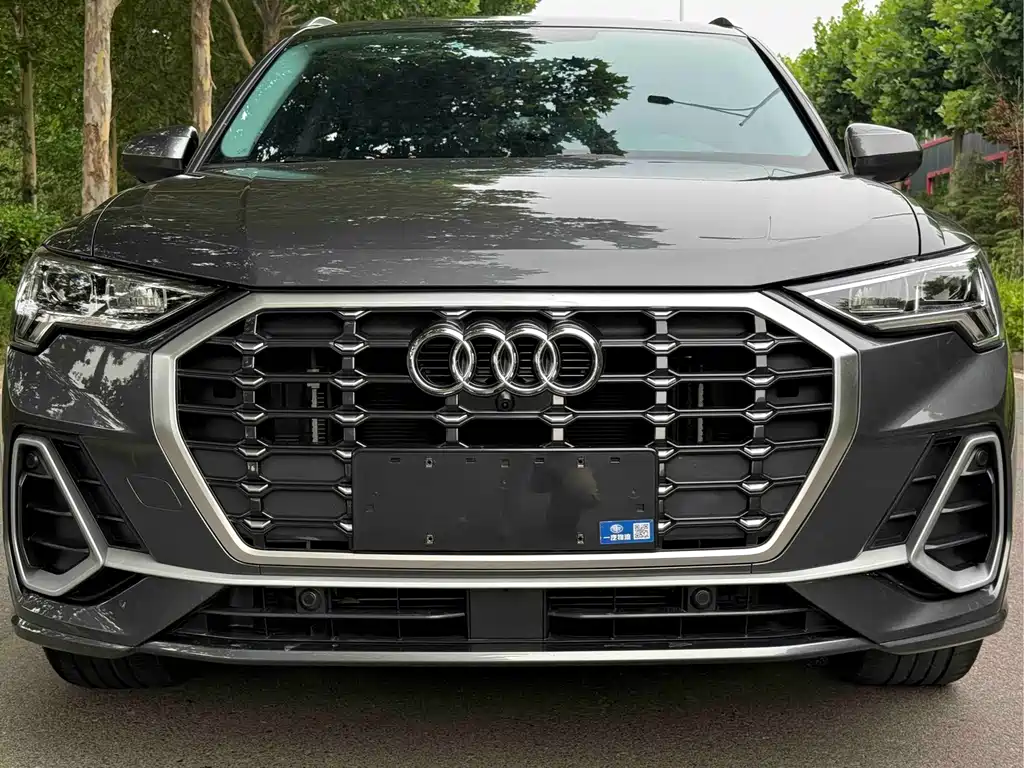 Audi Q3 — фото 7