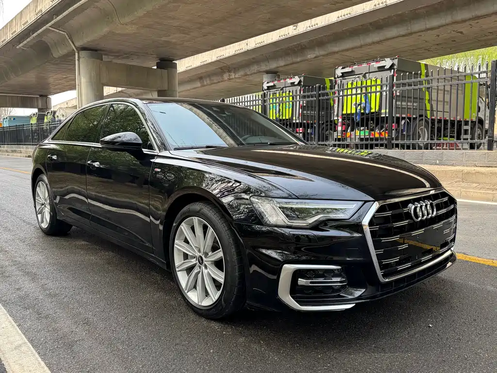 Audi A6L — фото 2