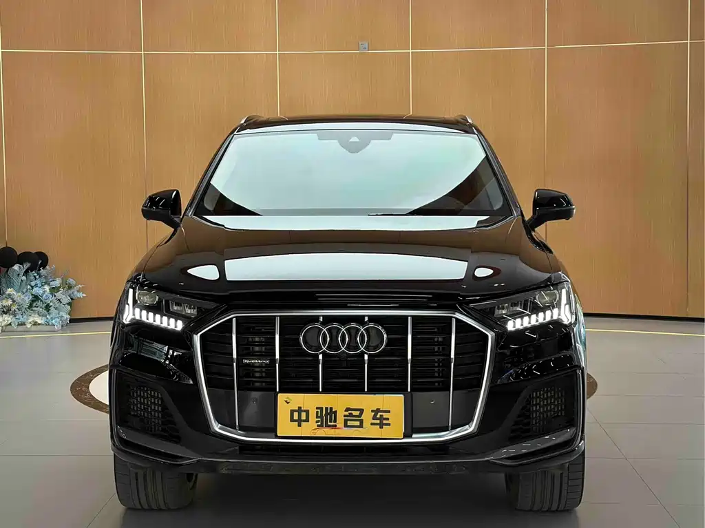 Audi Q7 — фото 2