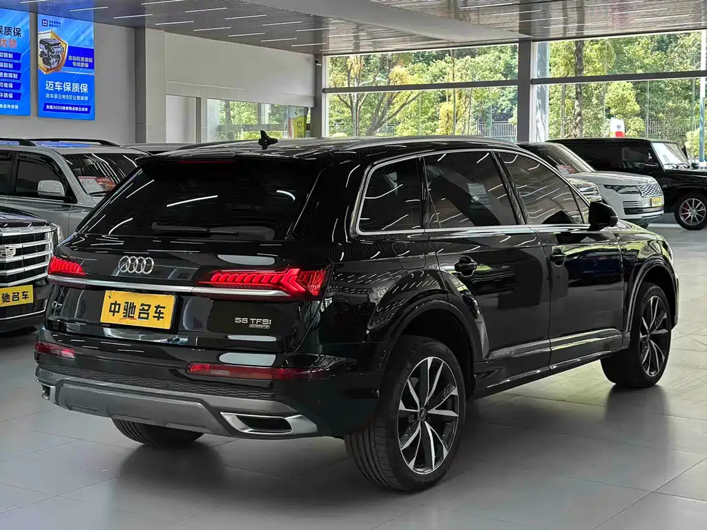 Audi Q7 — фото 5