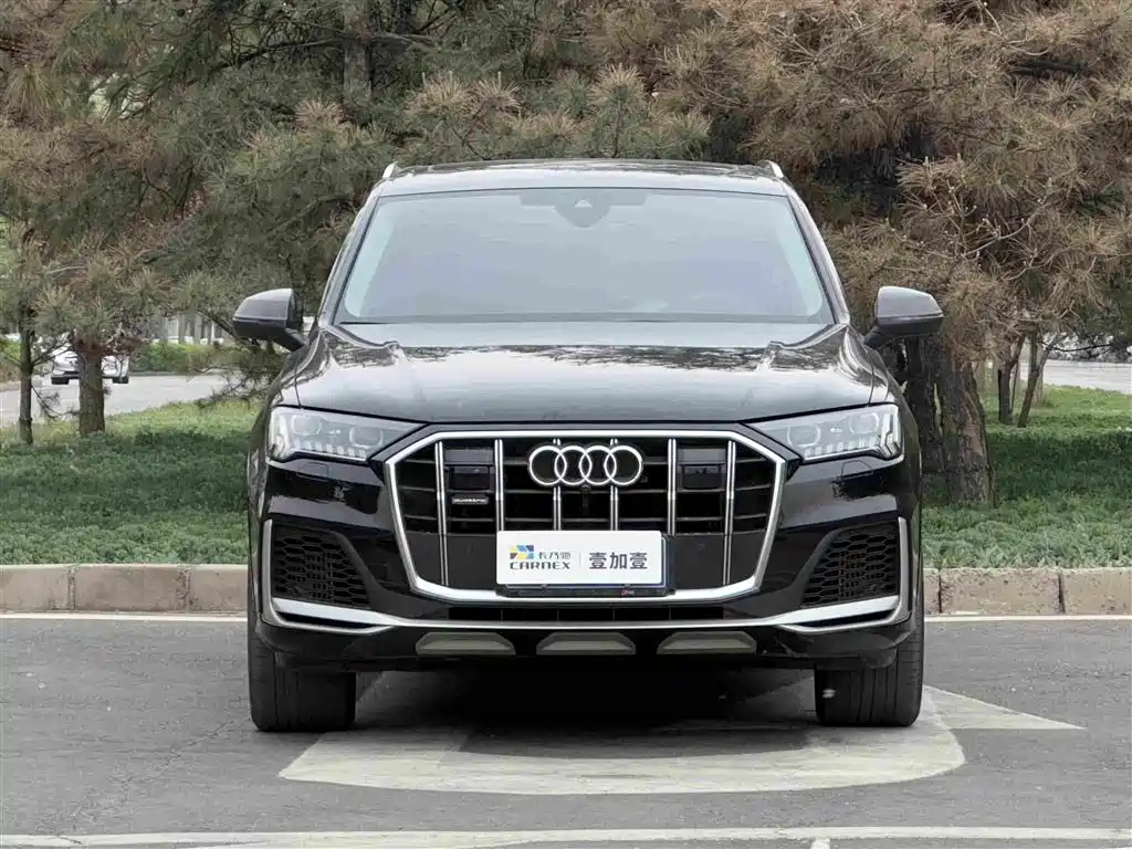 Audi Q7 — фото 2