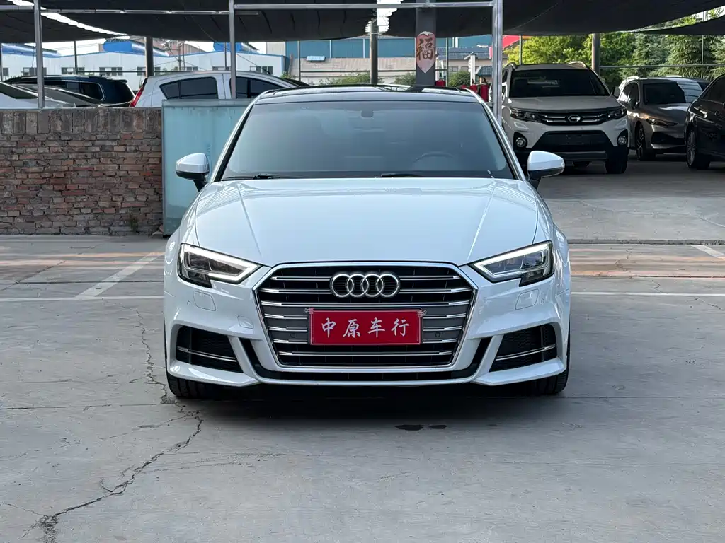 Audi A3 — фото 2
