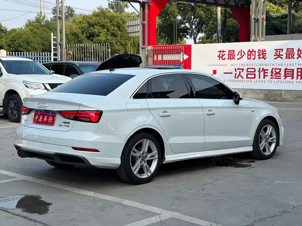 Audi A3 — фото 18