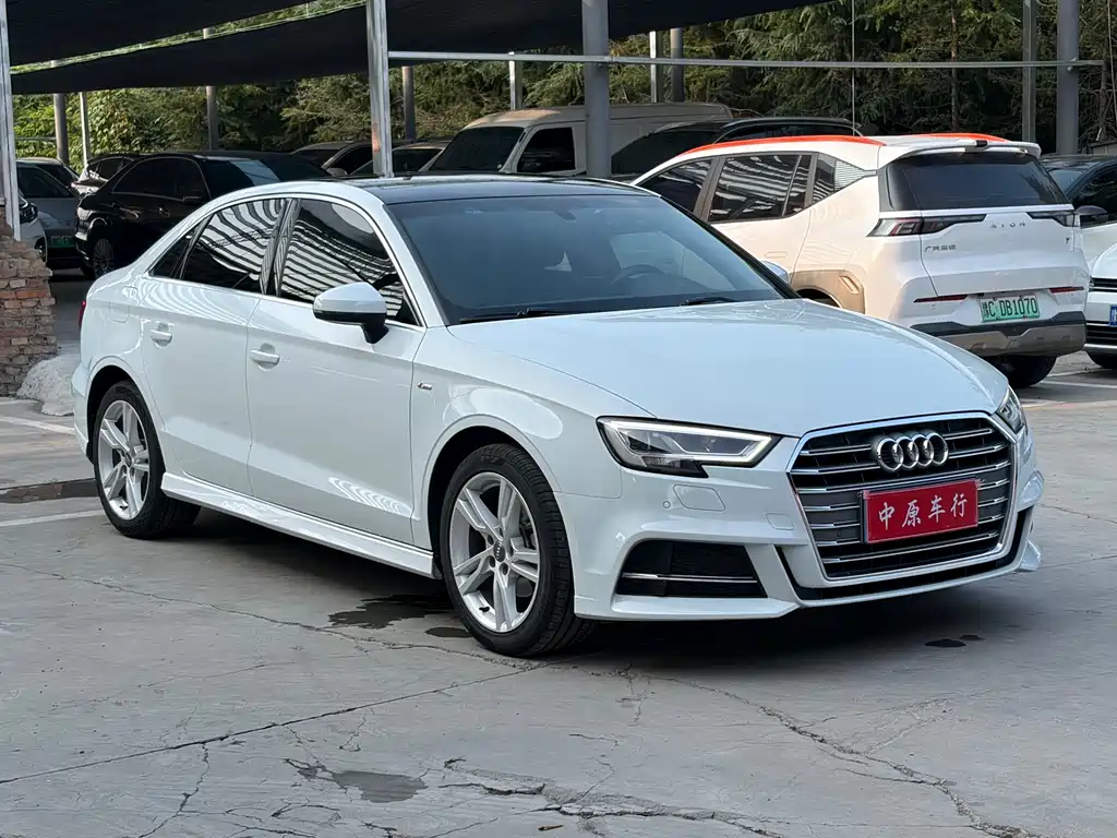 Audi A3 — фото 3