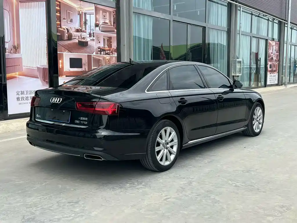 Audi A6L — фото 6