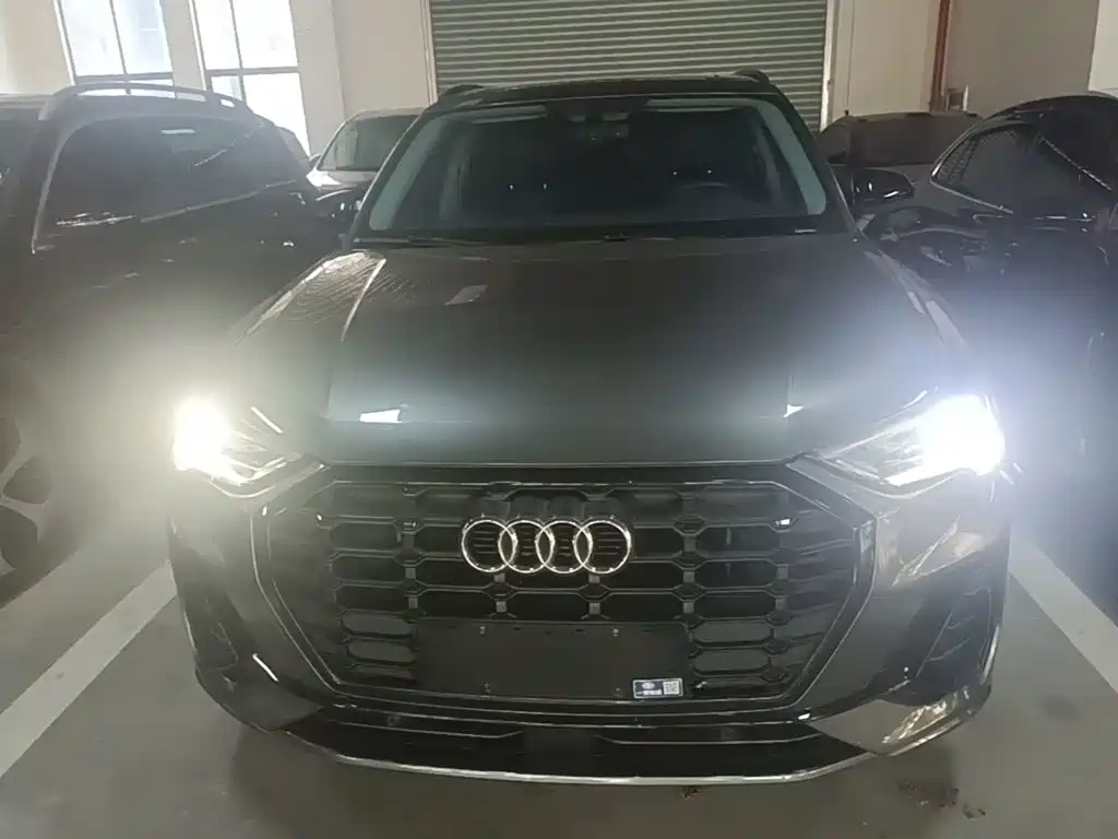 Audi Q3 — фото 3