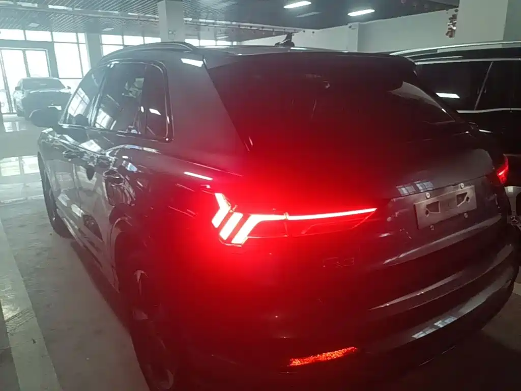 Audi Q3 — фото 5