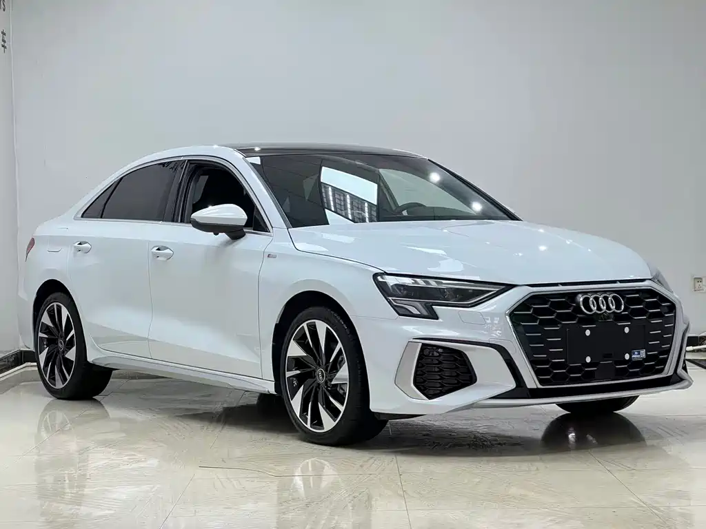 Audi A3 — фото 3