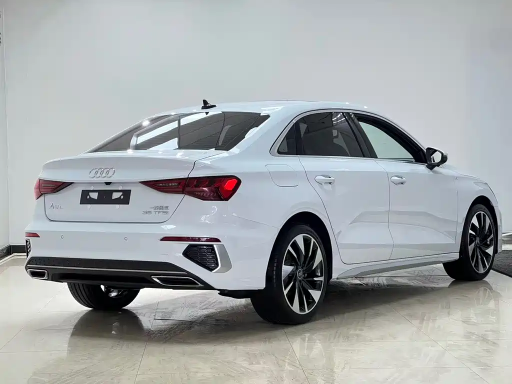 Audi A3 — фото 6