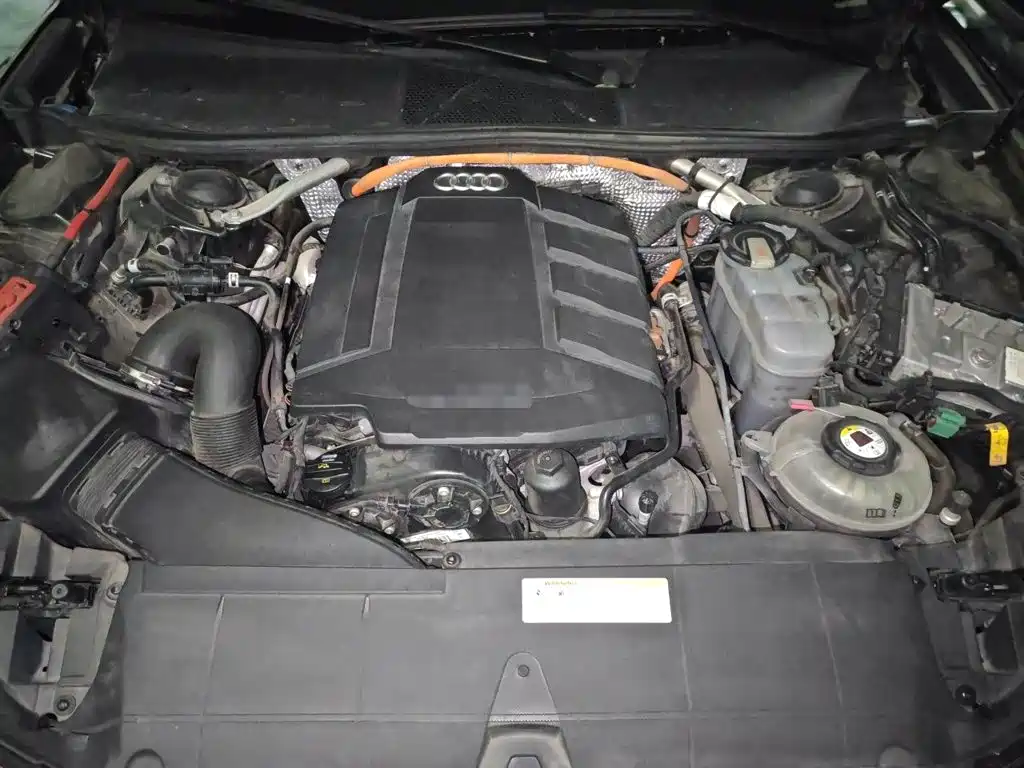 Audi A6L New Energy — фото 11