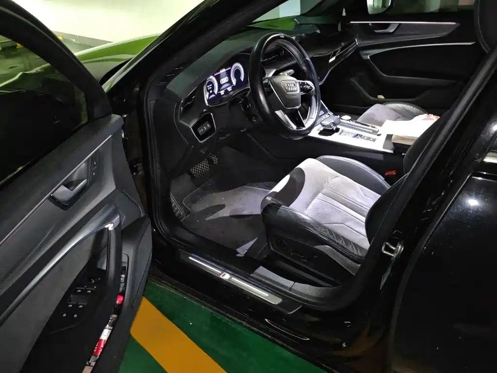 Audi A6L New Energy — фото 14