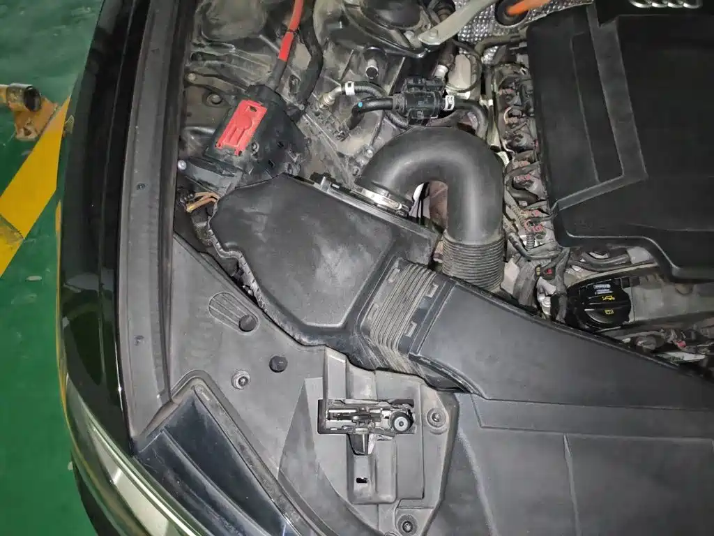Audi A6L New Energy — фото 21