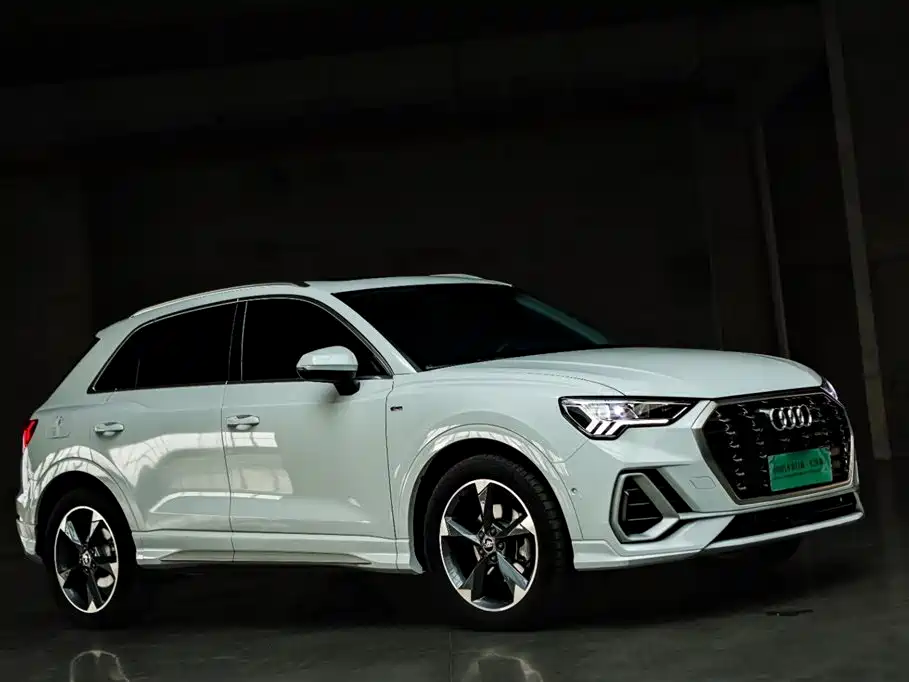 Audi Q3 — фото 3