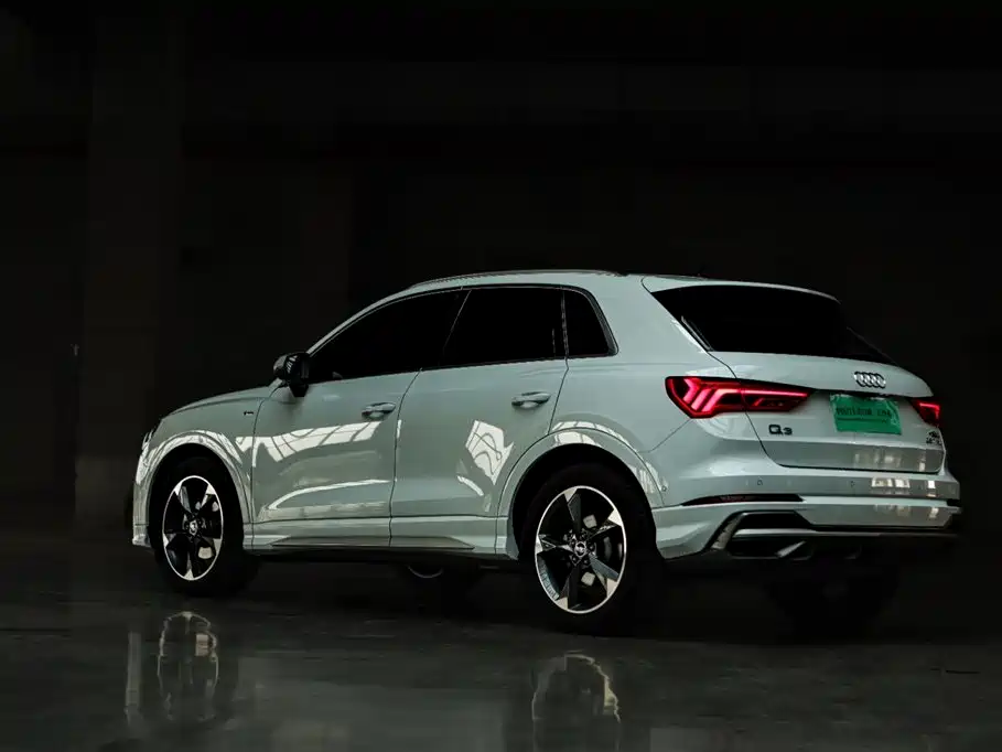 Audi Q3 — фото 5