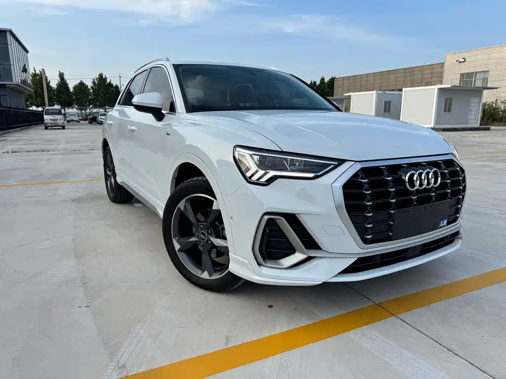 Audi Q3 — фото 3
