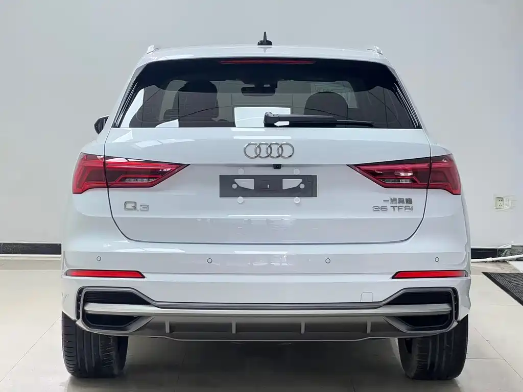 Audi Q3 — фото 5