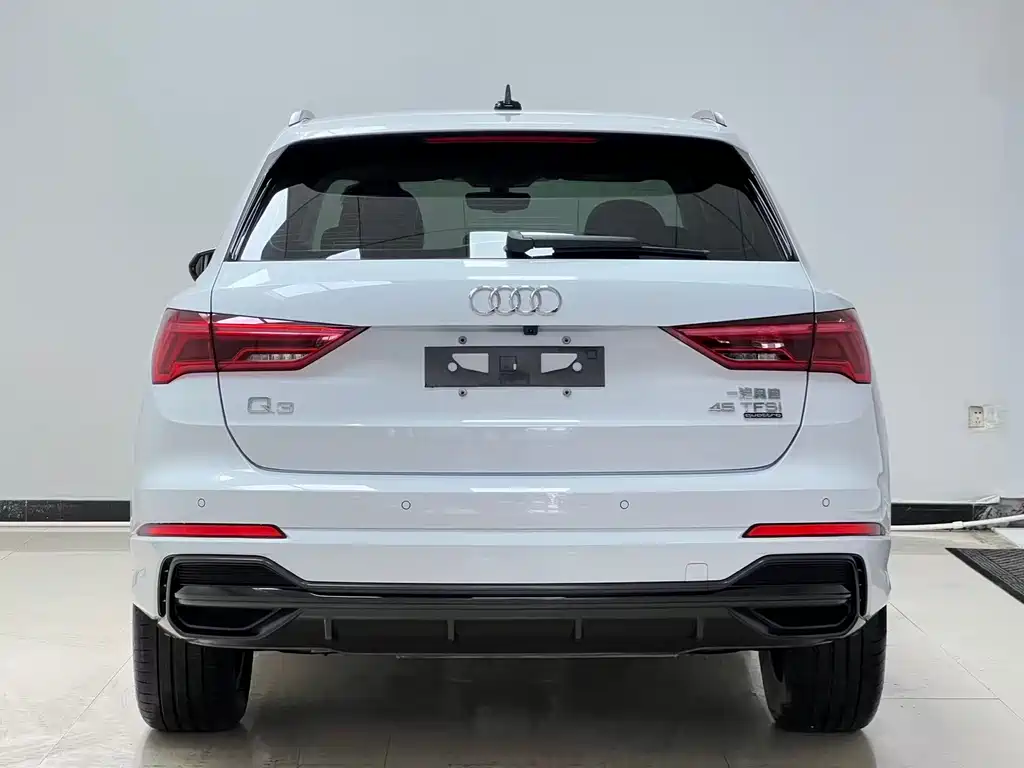 Audi Q3 — фото 5