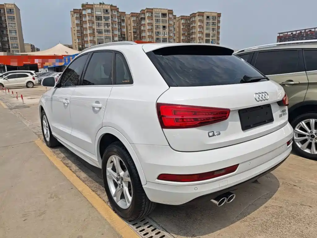 Audi Q3 — фото 5