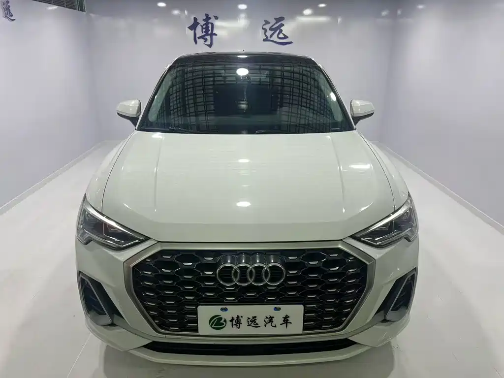 Audi Q3 Sportback — фото 2