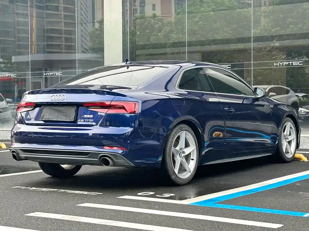 Audi A5 (Import) — фото 2