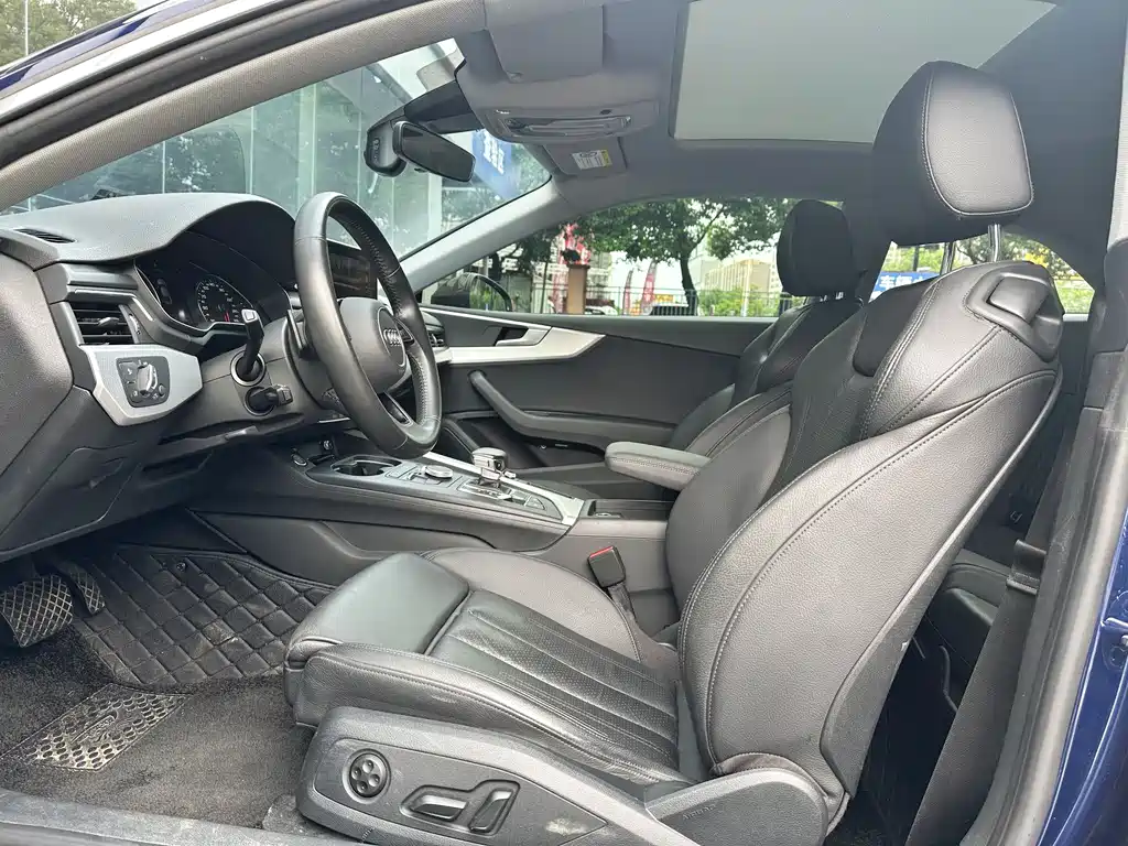 Audi A5 (Import) — фото 7