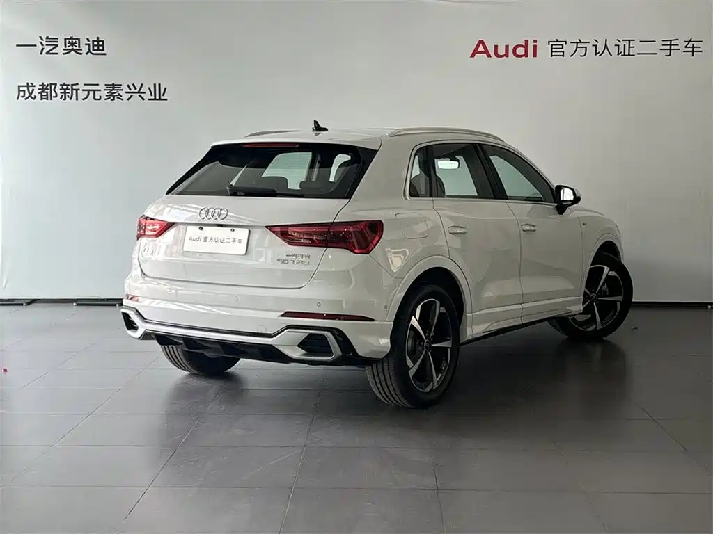 Audi Q3 — фото 4
