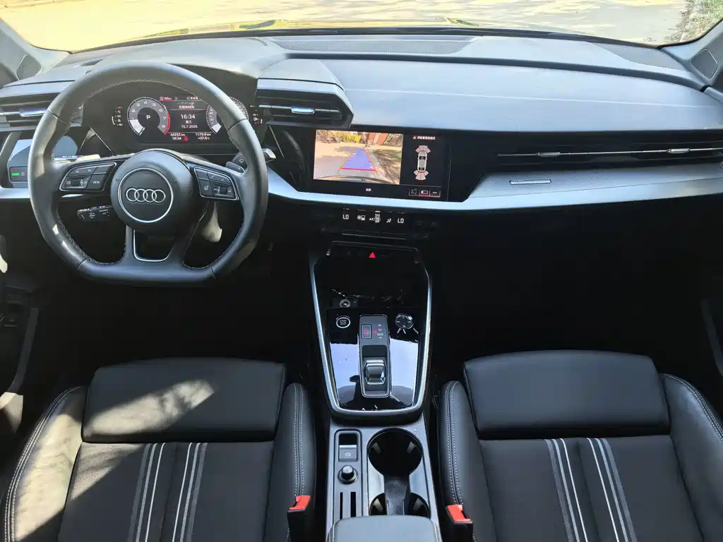 Audi A3 — фото 11