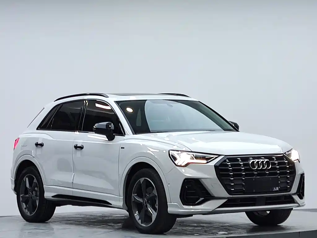 Audi Q3 — фото 3