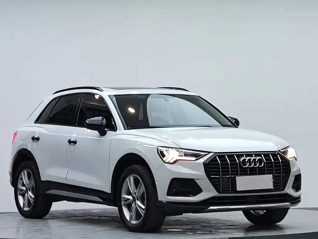 Audi Q3 — фото 3