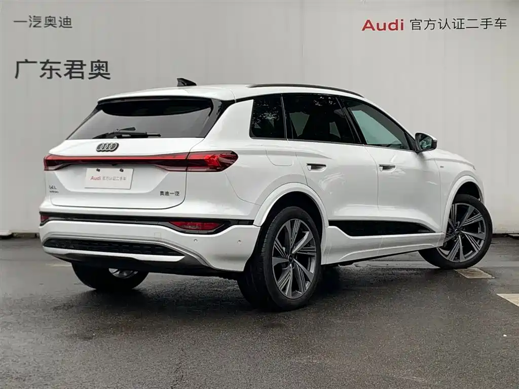 Audi Q6L e-tron — фото 4
