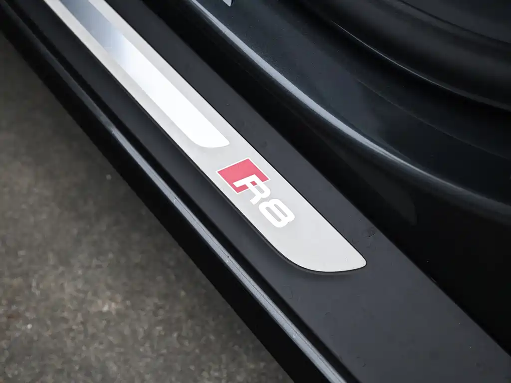 Audi R8 — фото 14