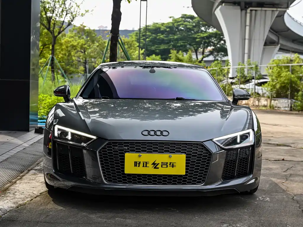 Audi R8 — фото 3