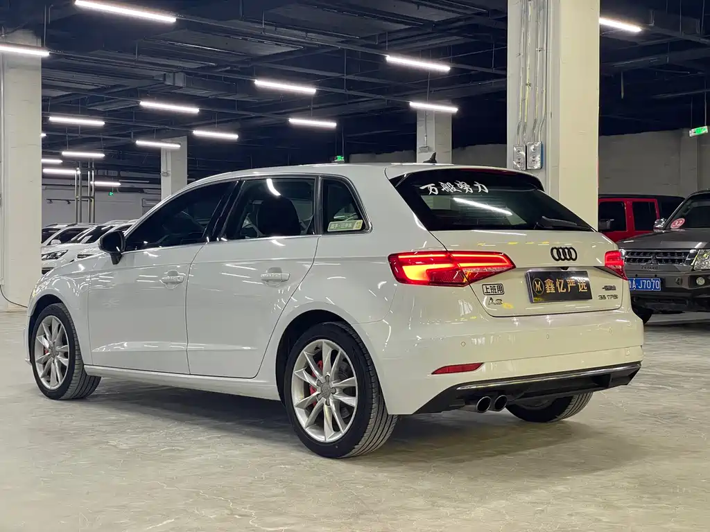 Audi A3 — фото 5