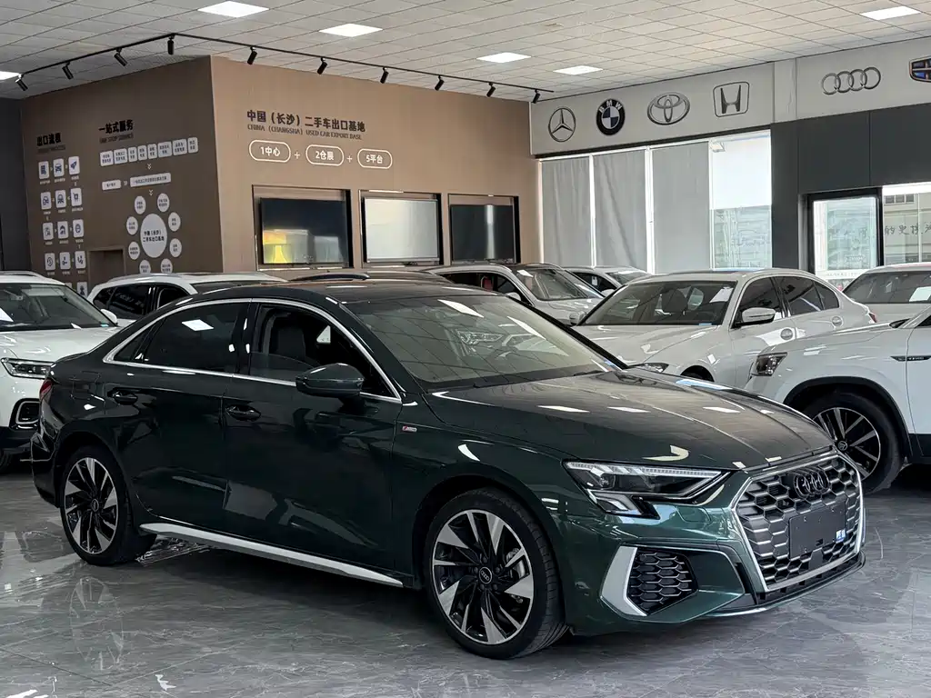 Audi A3 — фото 3