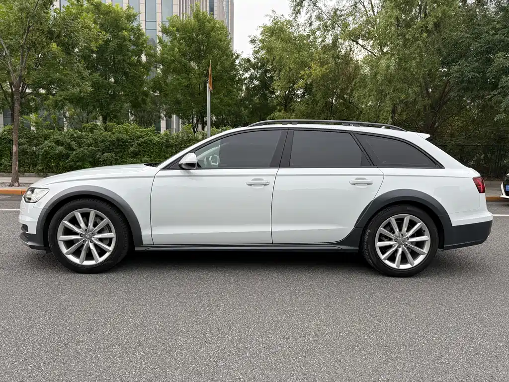 Audi A6 (Import) — фото 5